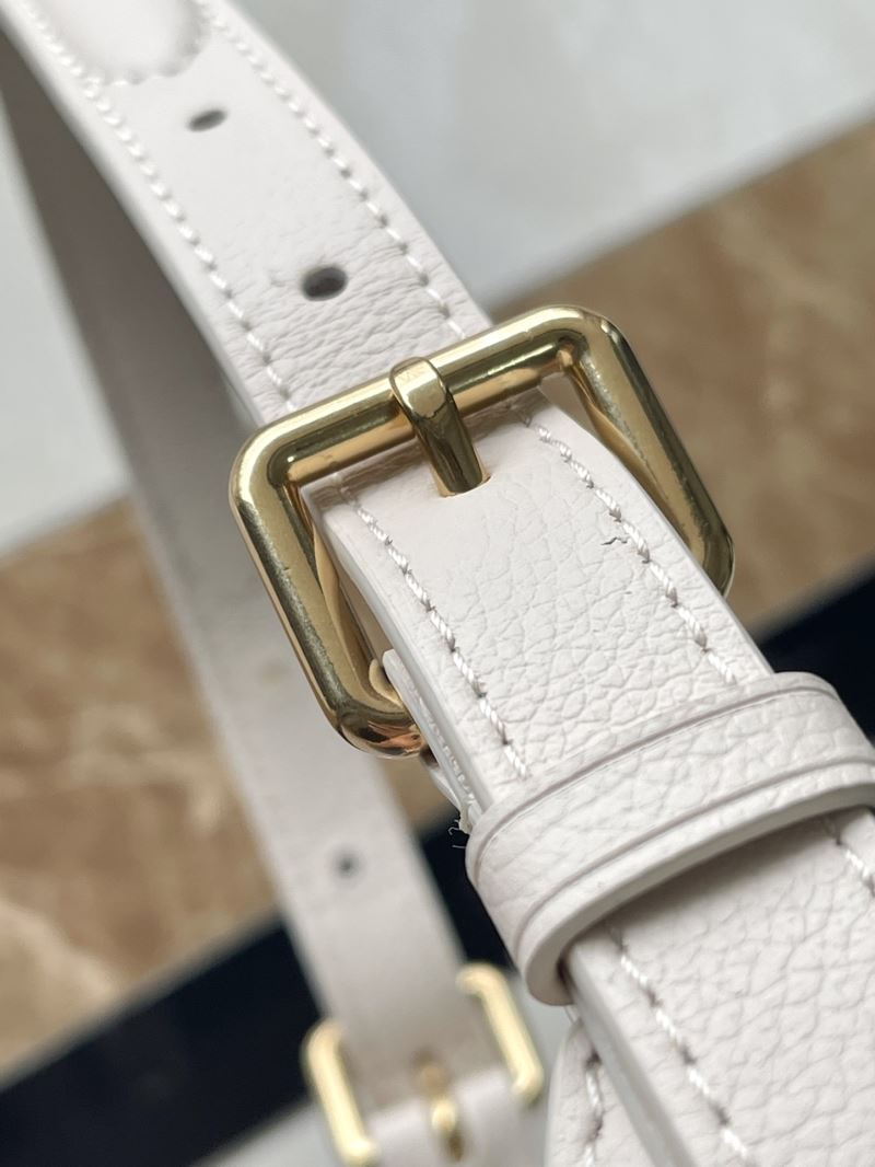 Louis Vuitton Hobo Bags